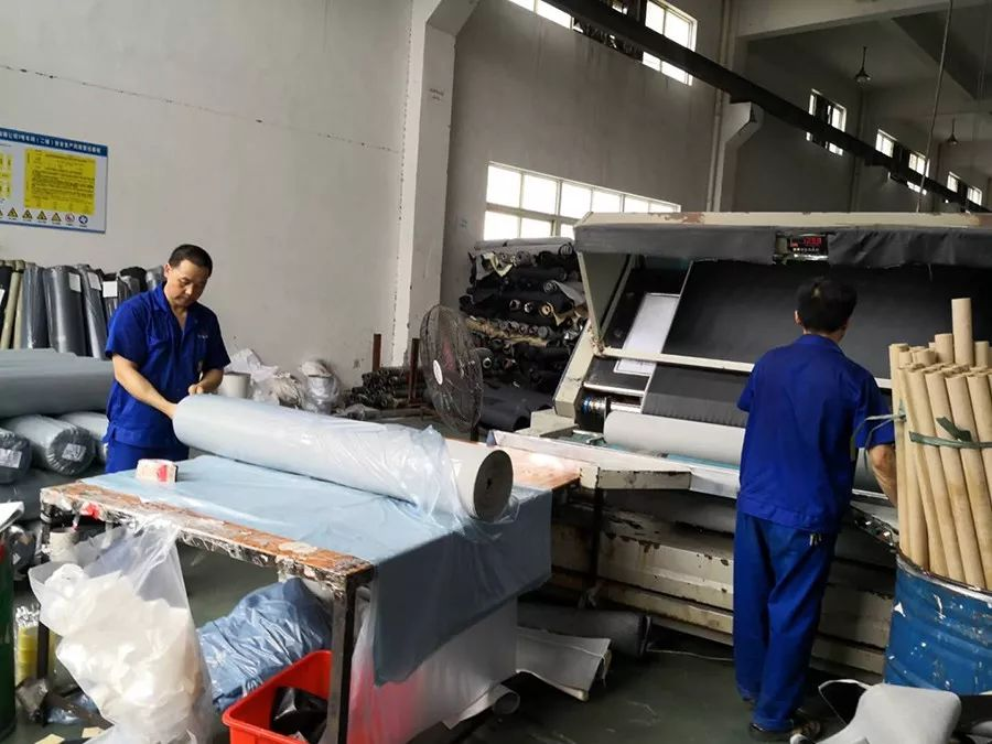 皮革車間廢氣異味用什么設(shè)備處理？